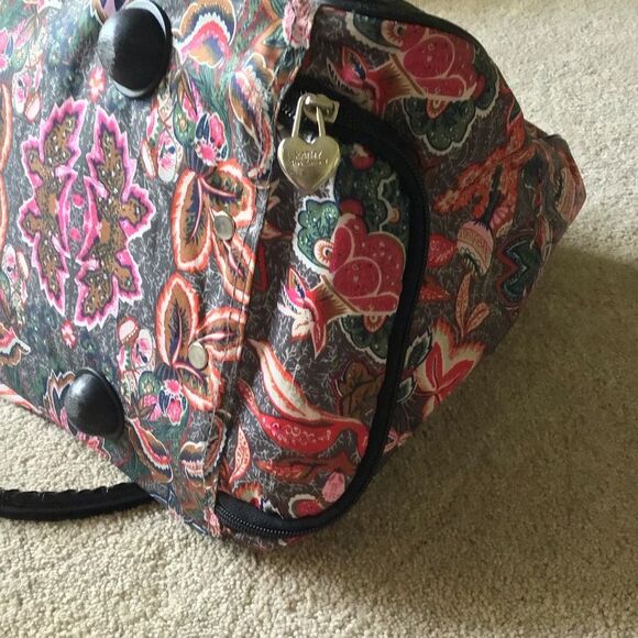 Kathy Van Zeeland Floral Patterned Women's Overnight Bag - Picture 10 of 14